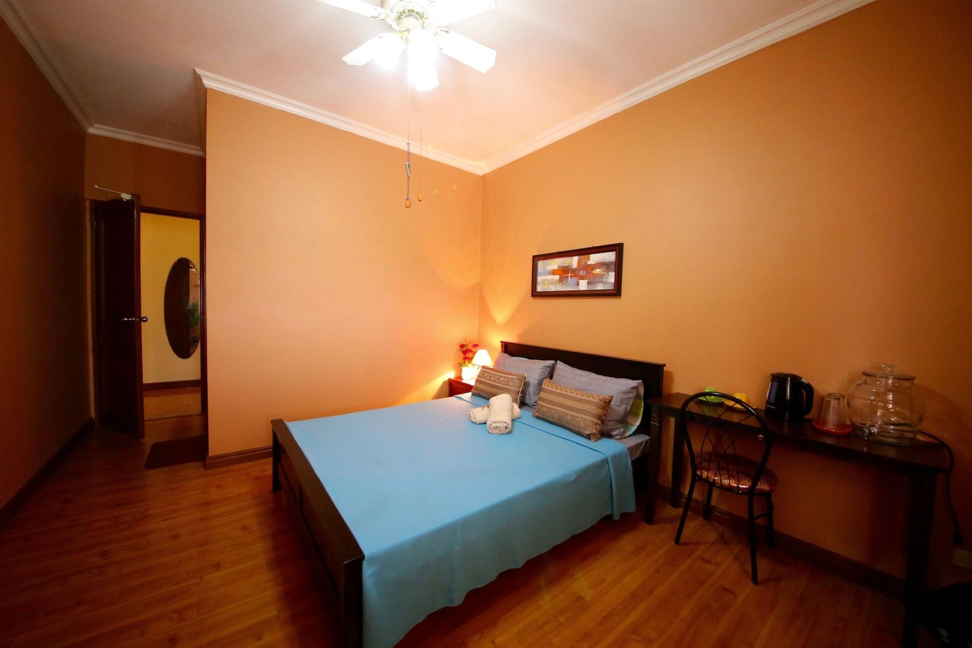 Dee Guesthouse White Sands Lapu-Lapu City Eksteriør billede