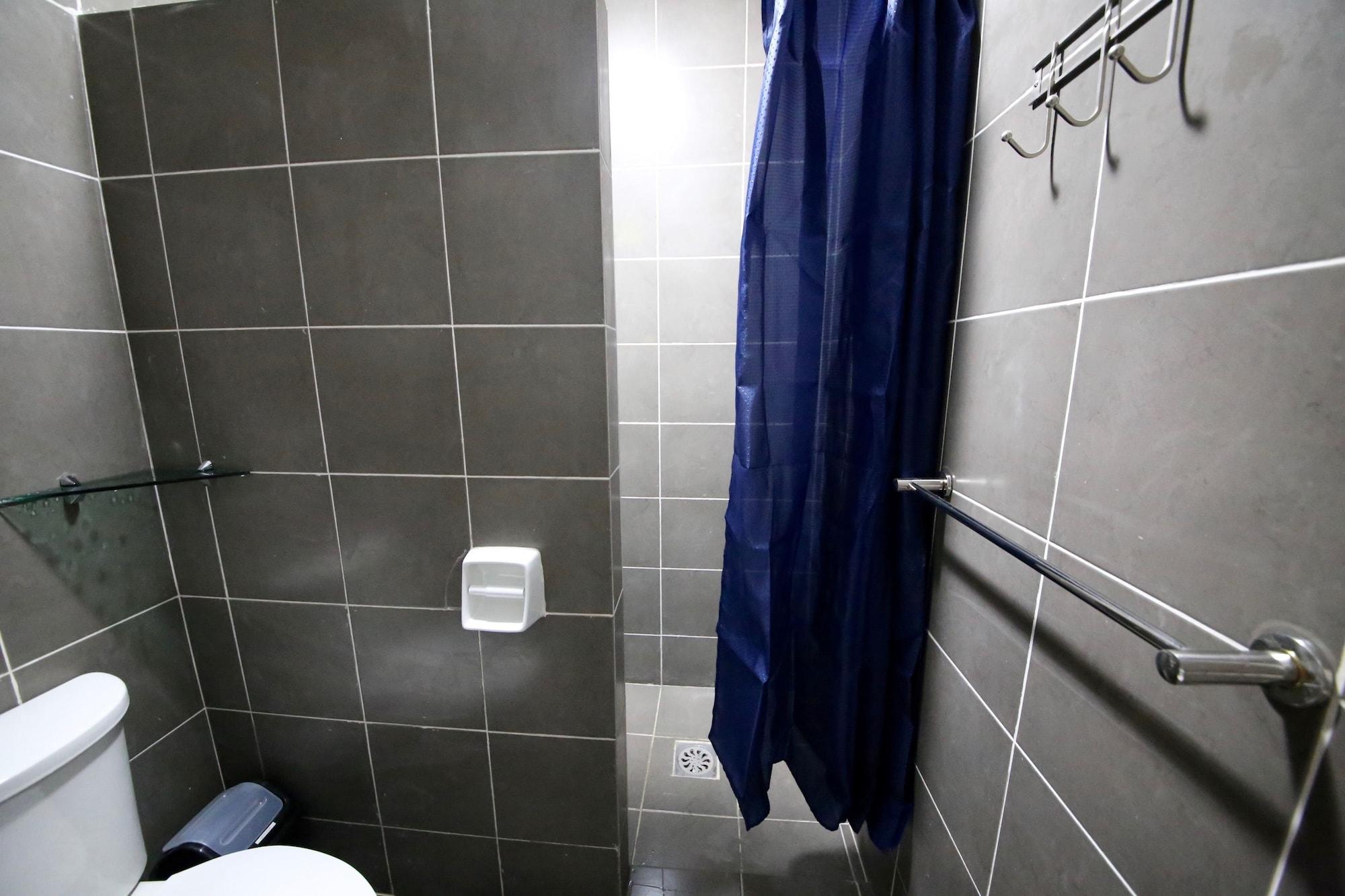 Dee Guesthouse White Sands Lapu-Lapu City Eksteriør billede