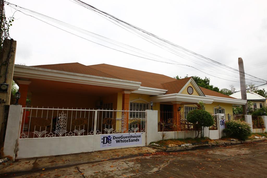 Dee Guesthouse White Sands Lapu-Lapu City Eksteriør billede